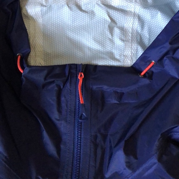 North Face NWT lightweight pullover jacket🔥🧗‍♀️🎉🍂 - Picture 10 of 15